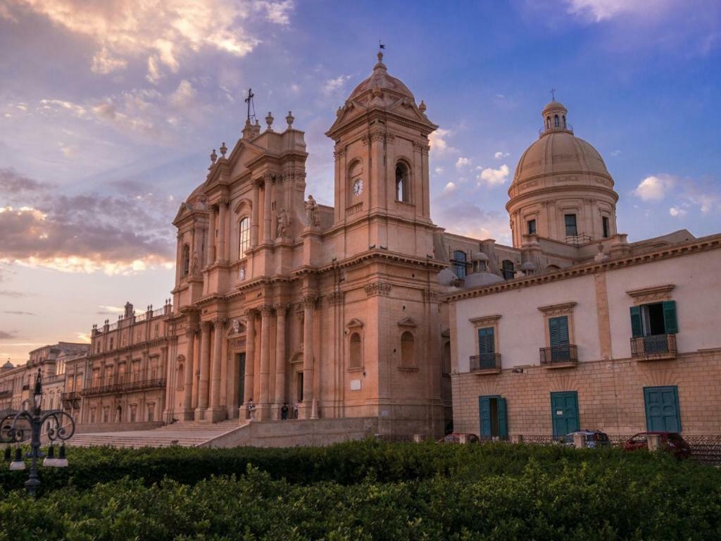 Bed and Breakfast Porta Nazionale Dependance Noto Zewnętrze zdjęcie